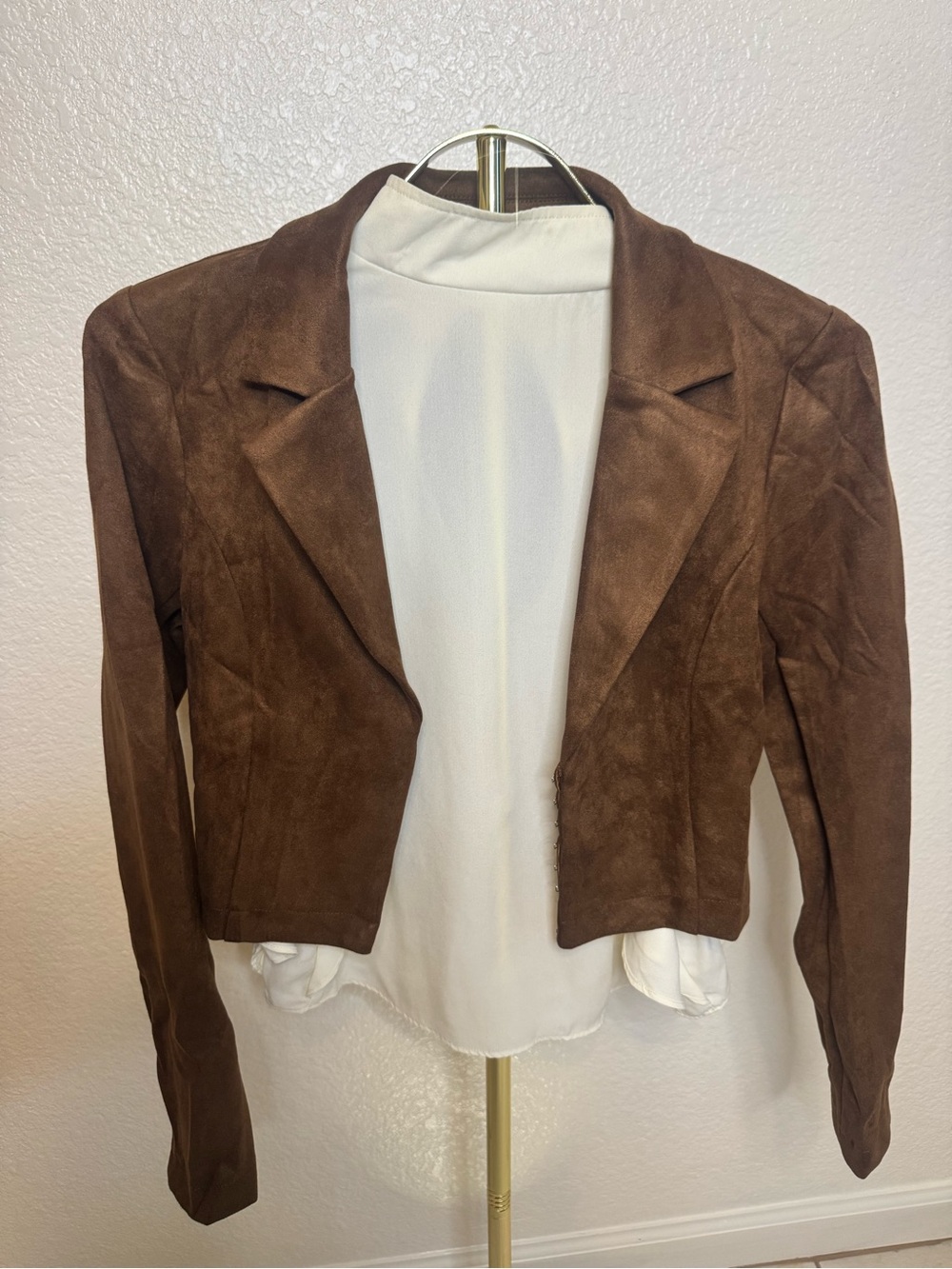 J.O.A. Cropped Brown Suede-Look Blazer